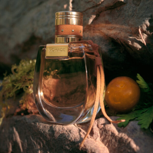 ⁦عطر كلوي نوميد أبسولو 50مل - Nomade Absolu by Chloe Eau de Parfum Spray 1.7 oz⁩ - الصورة ⁦2⁩